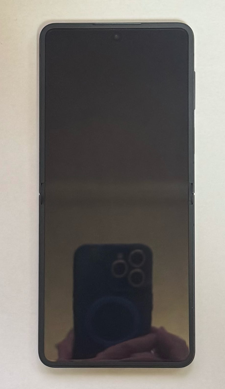 Galaxy Z Flip7 本体正面